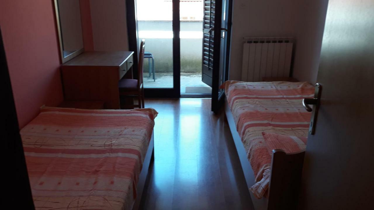 Apartmani Vukovic Punat Esterno foto